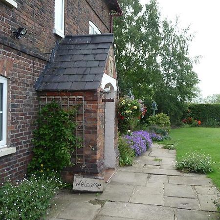 Birtles Farm Bed And Breakfast Knutsford Dış mekan fotoğraf
